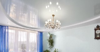 Глянцевый потолок Аксай, цена от 4518 руб.