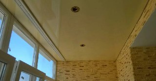 Натяжной потолок на балкон Аксай, цена 6246 руб.
